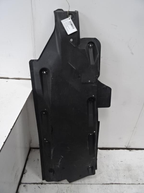 PLASTIEKE BESCHERMPLAAT ONDER AUTO RECHTS Skoda FABIA (NJ) MK3 Face Lift 9/18+ - 9/21