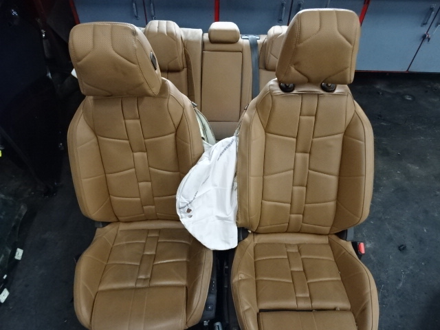 INTERIEUR Ds DS7 CROSSBACK 1/18+
