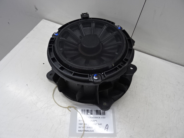 AUTOSPEAKERS Ds DS7 CROSSBACK 1/18+