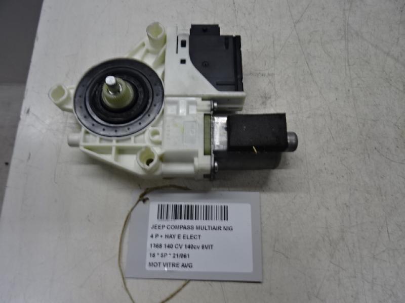 MOTEUR DE VITRE DE PORTE AVANT GAUCHE Jeep COMPASS 7/17+
