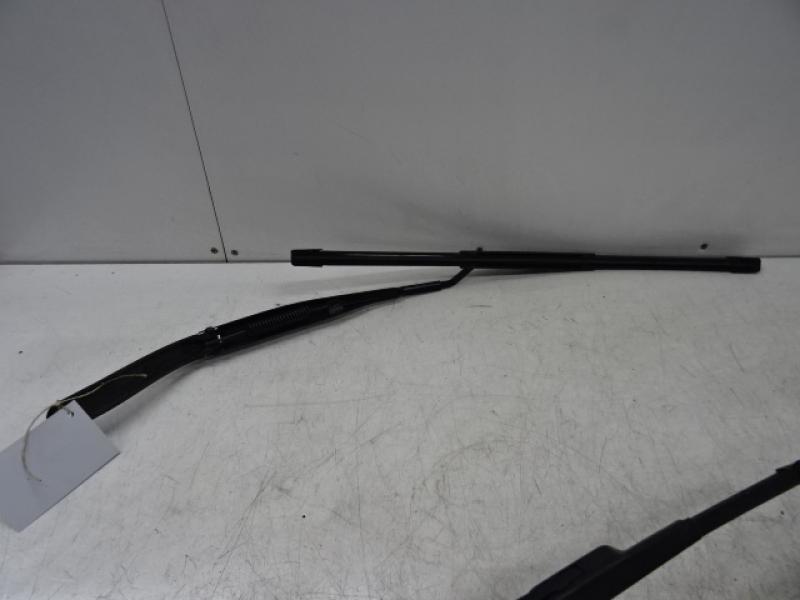 RUITENWISSERARM LINKS VOOR Jeep COMPASS 7/17+