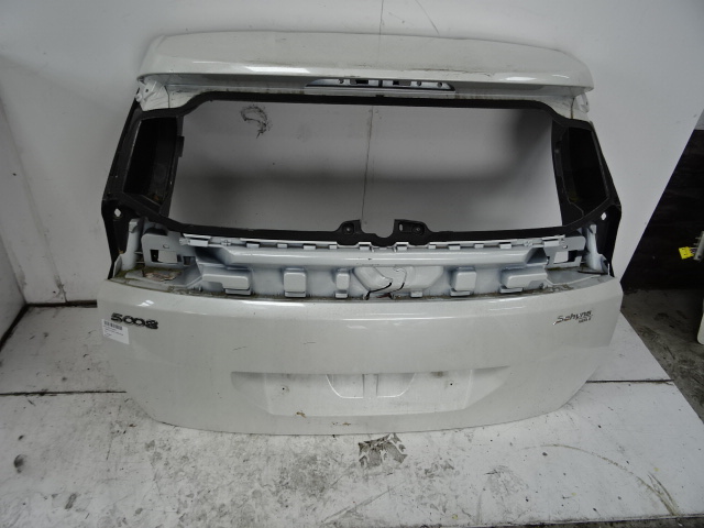 ACHTERKLEP Peugeot 5008