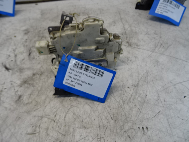VERGRENDELING ACHTER LINKS Seat LEON (2) (1P)  9/05 - 12
