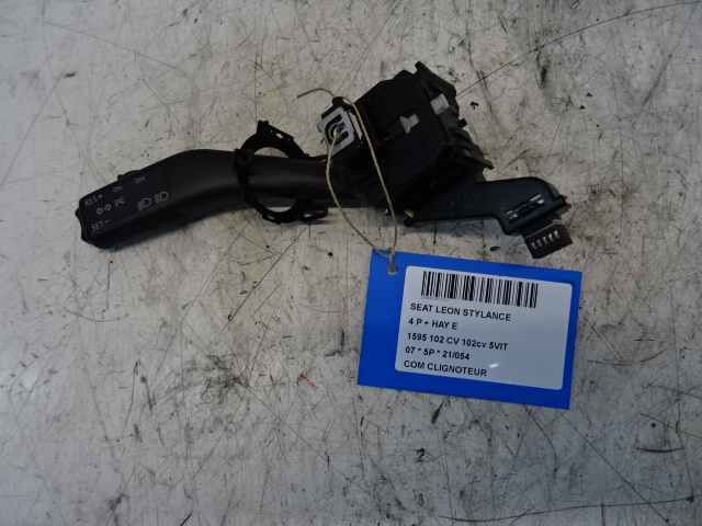 KNIPPERLICHTSCHAKELAAR Seat LEON (2) (1P)  9/05 - 12