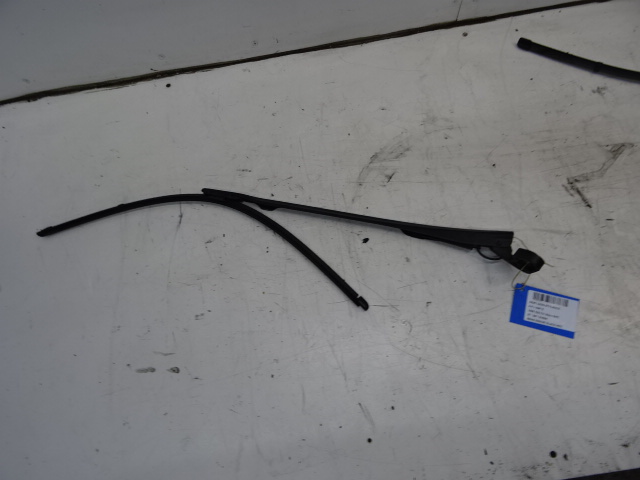 RUITENWISSERARM LINKS VOOR Seat LEON (2) (1P)  9/05 - 12