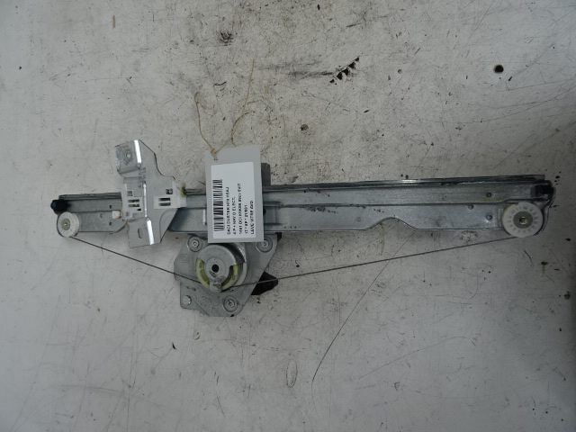 LEVE-VITRE DE PORTE AVANT DROITE Dacia DUSTER 4/10 - 18