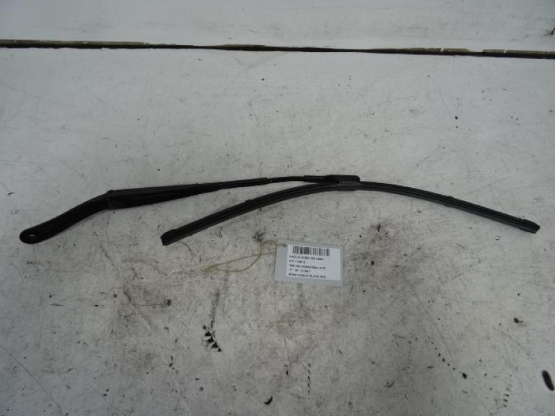 RUITENWISSERARM LINKS VOOR Dacia DUSTER 4/10 - 18