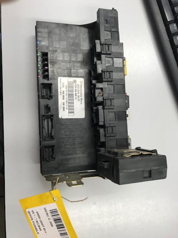 FUSE BOX Mercedes-Benz C W203 00 - 07