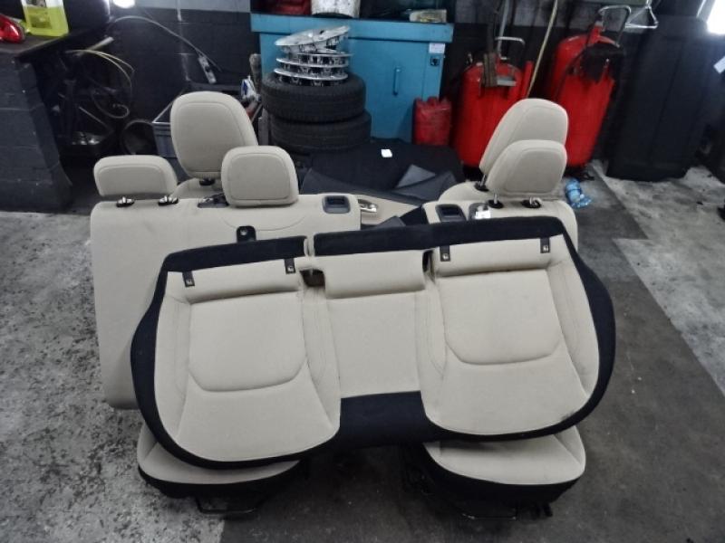 INTERIEUR Jeep RENEGADE (1) 7/14 - 9/2018