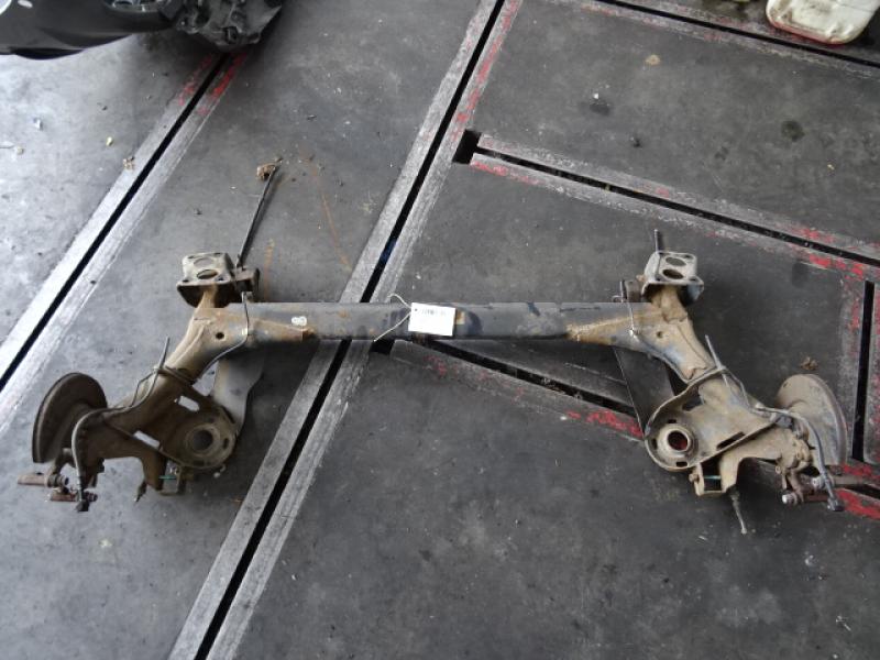 TRAIN ARRIERE Vw GOLF IV 11/97 - 03