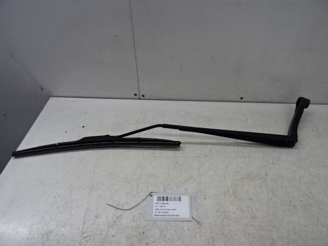 RUITENWISSERARM RECHTS VOOR Opel INSIGNIA 11/13 - 17
