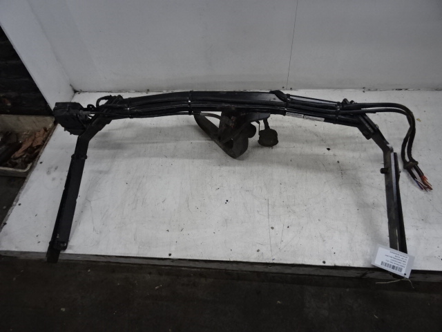 TREKHAAK Ford FOCUS (4) 02/11 - 14