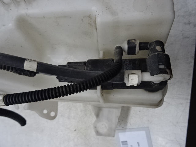 MOTOR RUITENWASSERS VOOR Ford FOCUS (4) 02/11 - 14