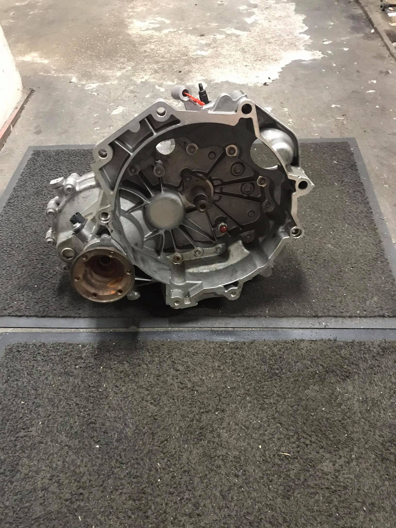 VERSNELLINGSBAK Vw POLO (9N) 2/02 - 4/05