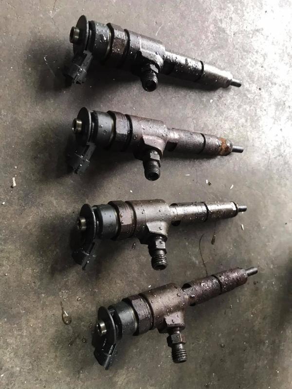 INJECTEUR Peugeot 208 3/12 - 7/15