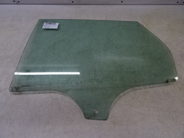 VITRE DE PORTE ARRIERE GAUCHE Ford FOCUS (4) 02/11 - 14