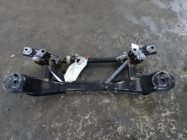 ACHTERBRUG Ford FOCUS (4) 02/11 - 14