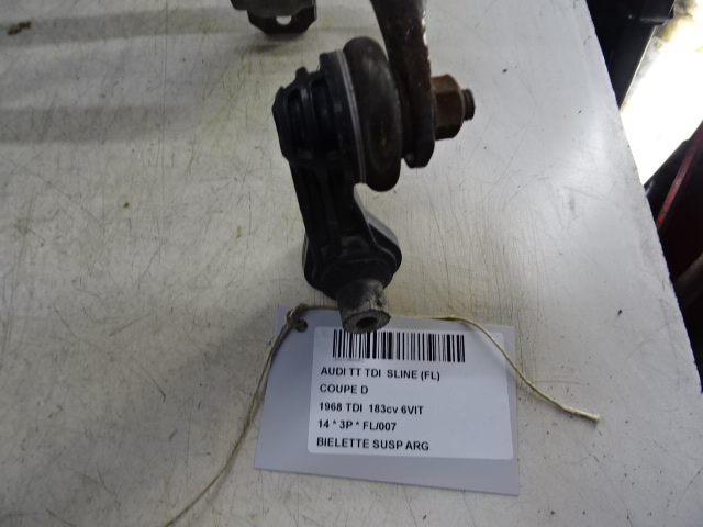 REACTIESTANG ACHTER LINKS Audi TT 07/14+