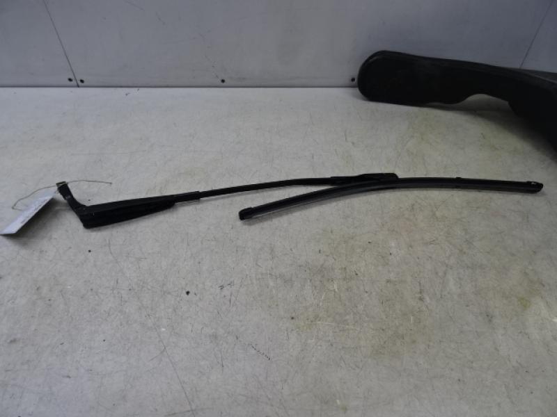 RUITENWISSERARM RECHTS VOOR Audi TT 07/14+