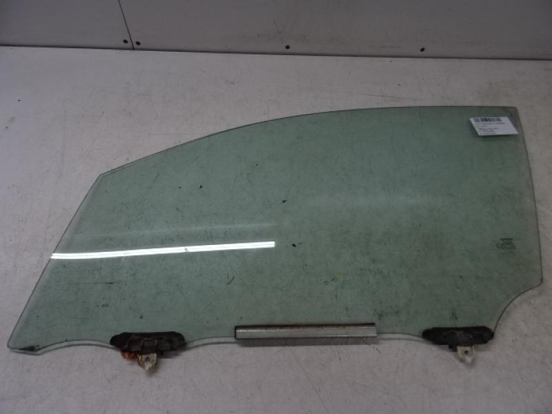 VITRE DE PORTE AVANT GAUCHE Toyota C-HR (1) 11/16-10/19
