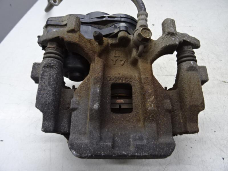 REMKLAUW ACHTER LINKS Toyota C-HR (1) 11/16-10/19