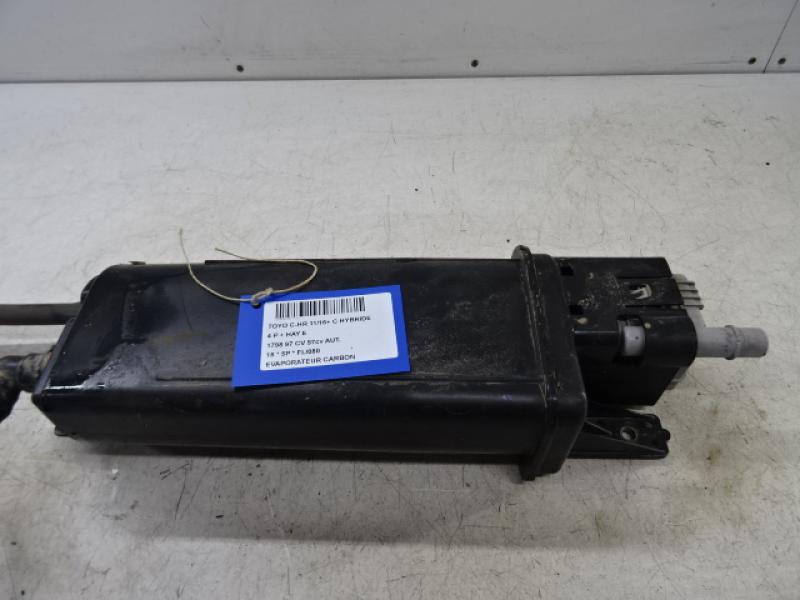 CONDENSOR CARBON Toyota C-HR (1) 11/16-10/19