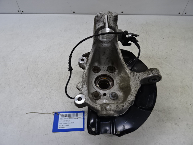 WIELNAAF VOOR RECHTS Renault SCENIC 9/16+