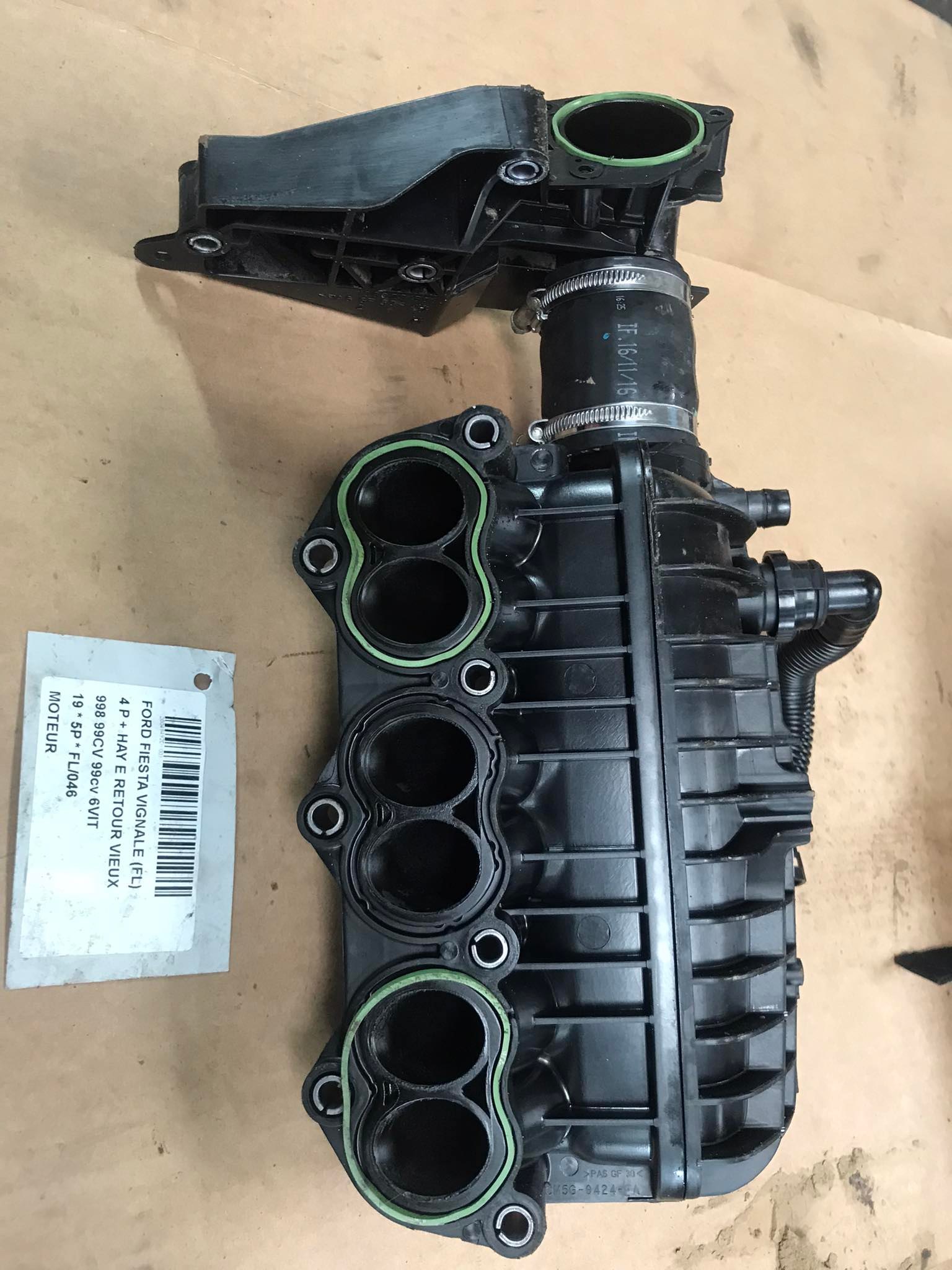SPUITSTUK Ford FIESTA 5/17+