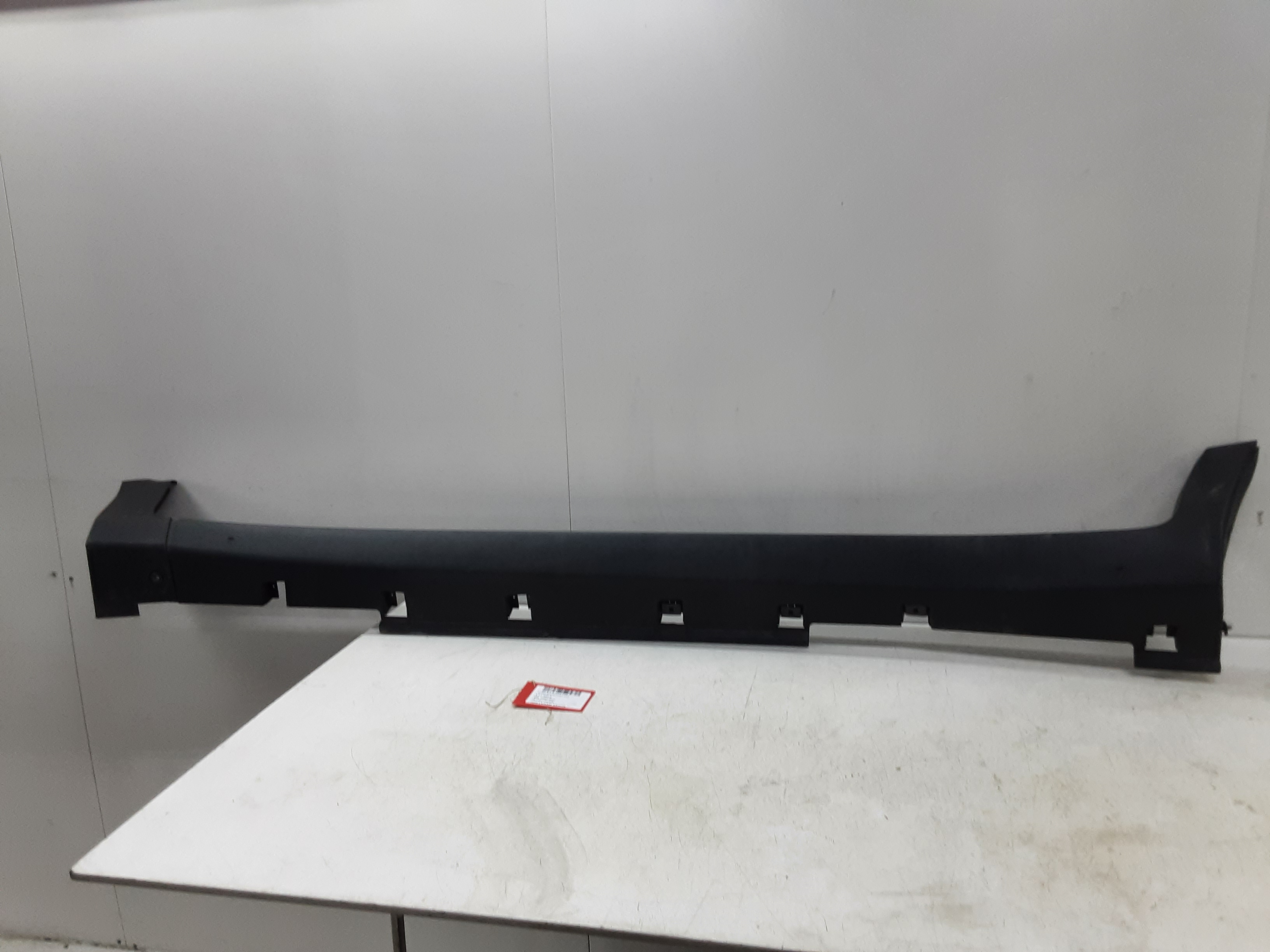 JUPE LATERALE GAUCHE Ford ECOSPORT 11/17+