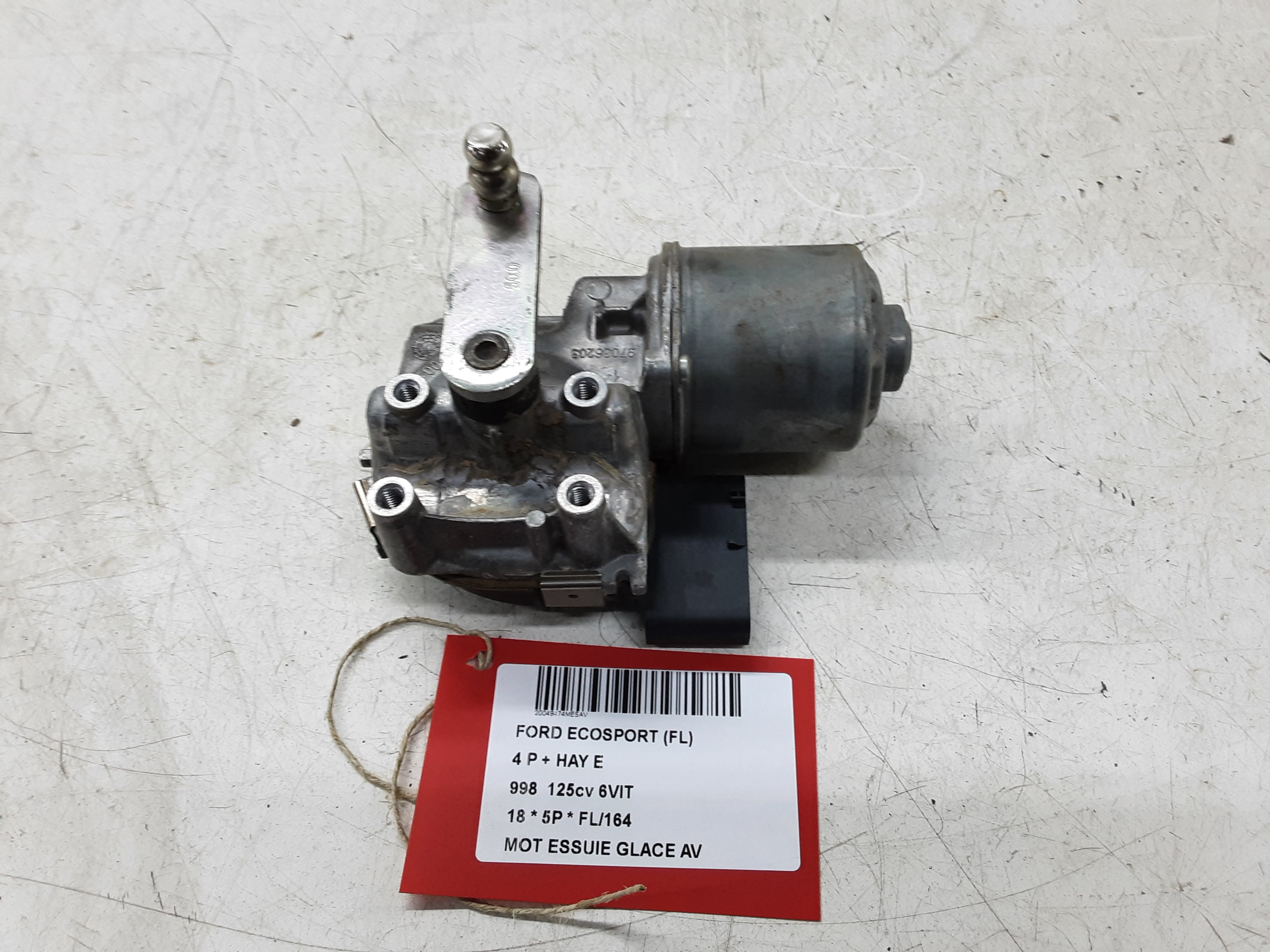 MOTEUR D&#039;ESSUIE-GLACE AVANT Ford ECOSPORT 11/17+