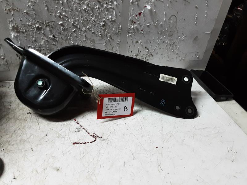 TIRANT ARRIERE GAUCHE Vw GOLF V 11/03 - 08