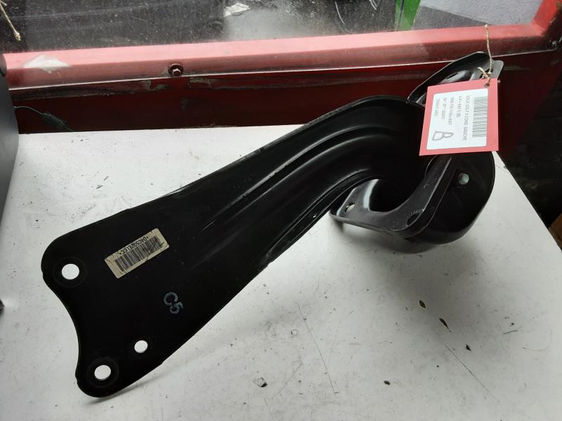 TIRANT ARRIERE DROIT Vw GOLF V 11/03 - 08