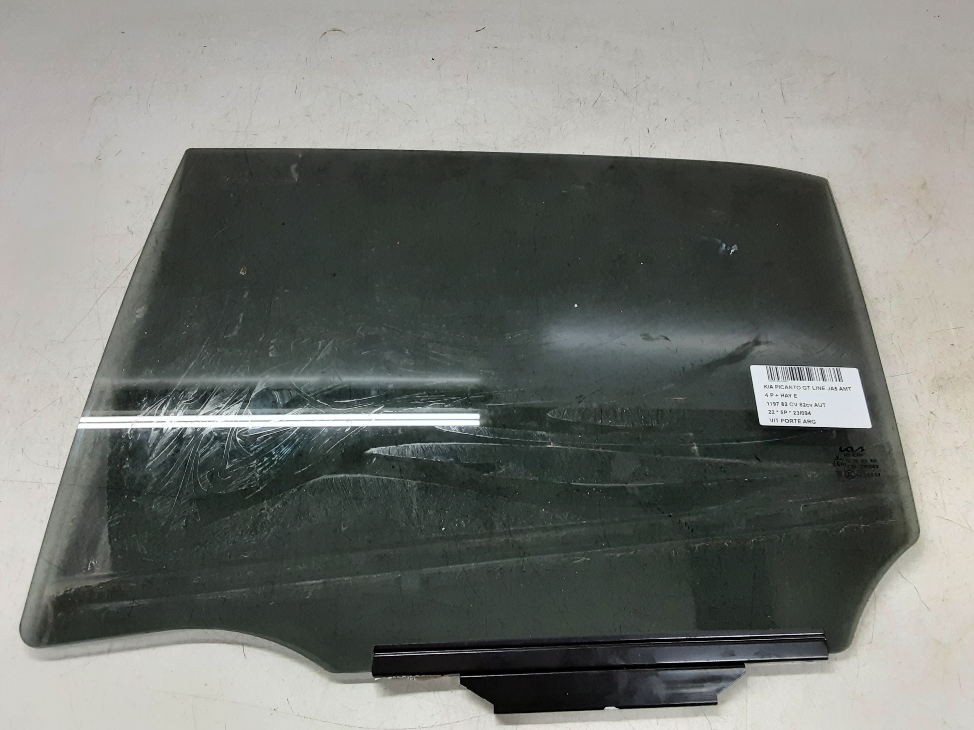 RUIT ACHTER LINKS Kia PICANTO 04/17+