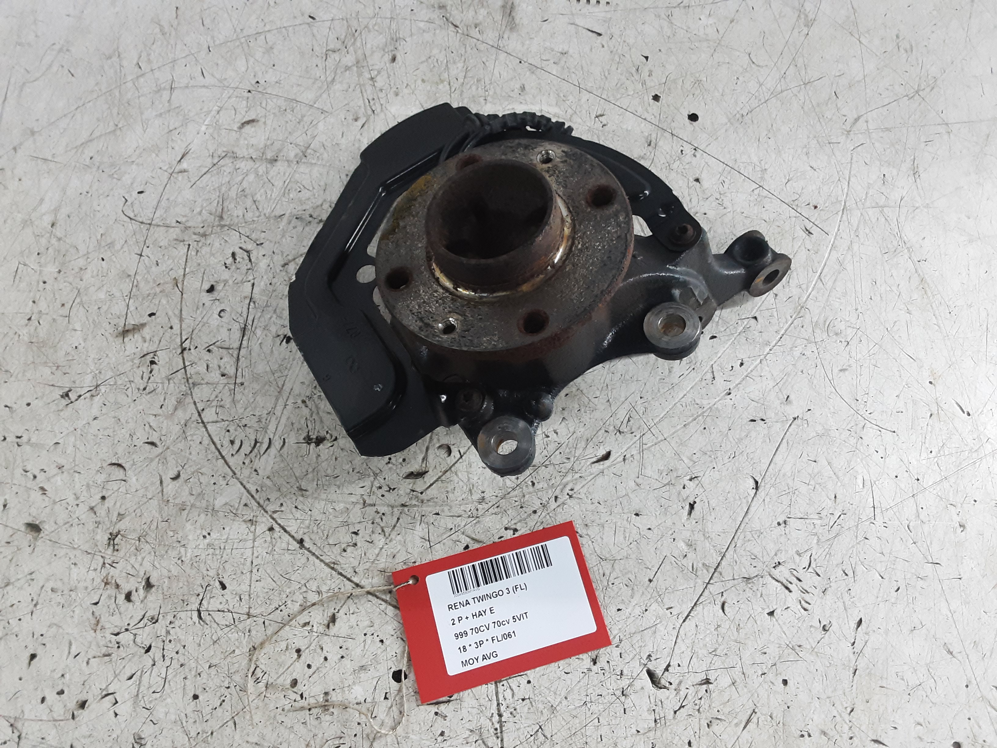 WIELNAAF VOOR LINKS Renault TWINGO (4) 09/14 - 5/19