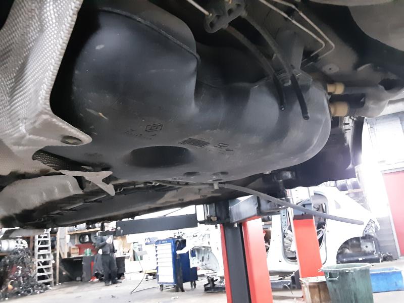 BRANDSTOFTANK BENZINE Dacia LOGAN 12/16 - 20