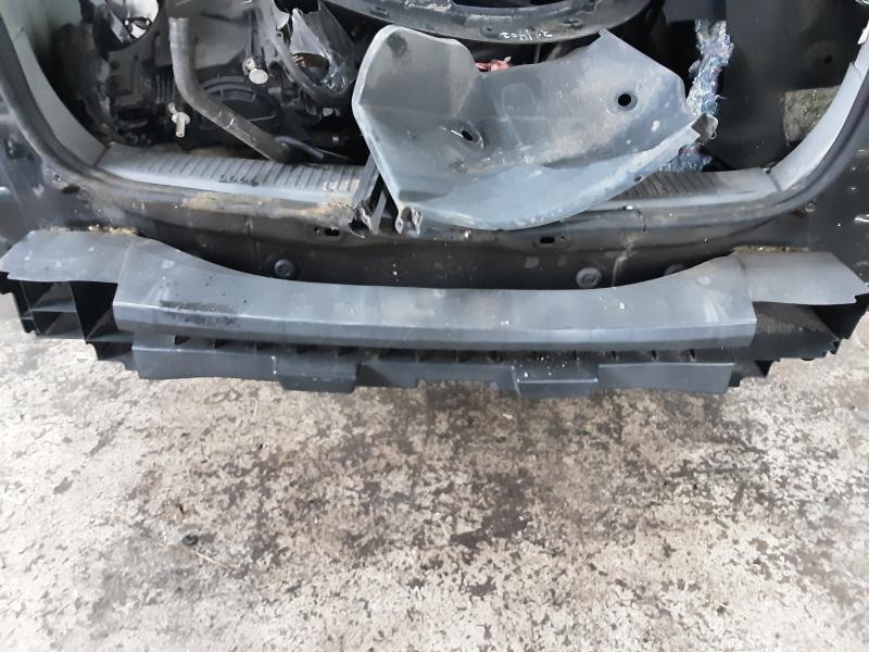 BUMPERBALK ACHTER Dacia LOGAN 12/16 - 20