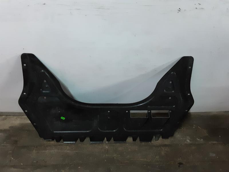 PROTEGE-CARTER CENTRAL Vw GOLF V 11/03 - 08