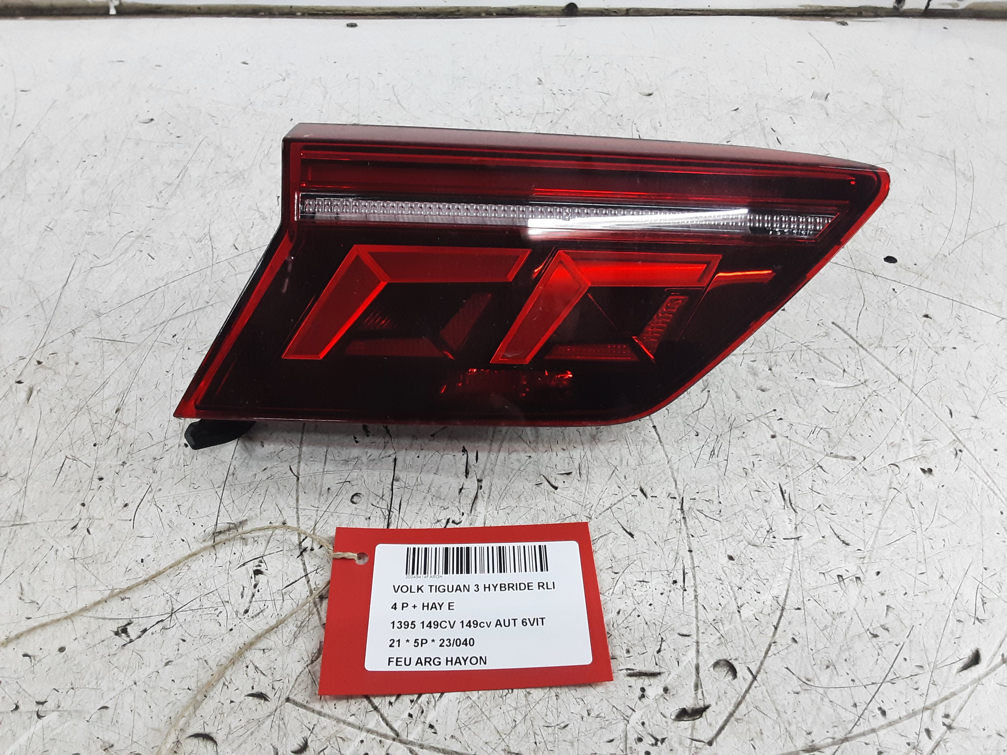 FEU ARRIERE GAUCHE DE HAYON Vw TIGUAN (3) Face Lift 10/20+ = 21+