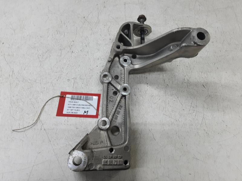 DRAAGARMSTEUN VOOR RECHTS Vw GOLF V 11/03 - 08