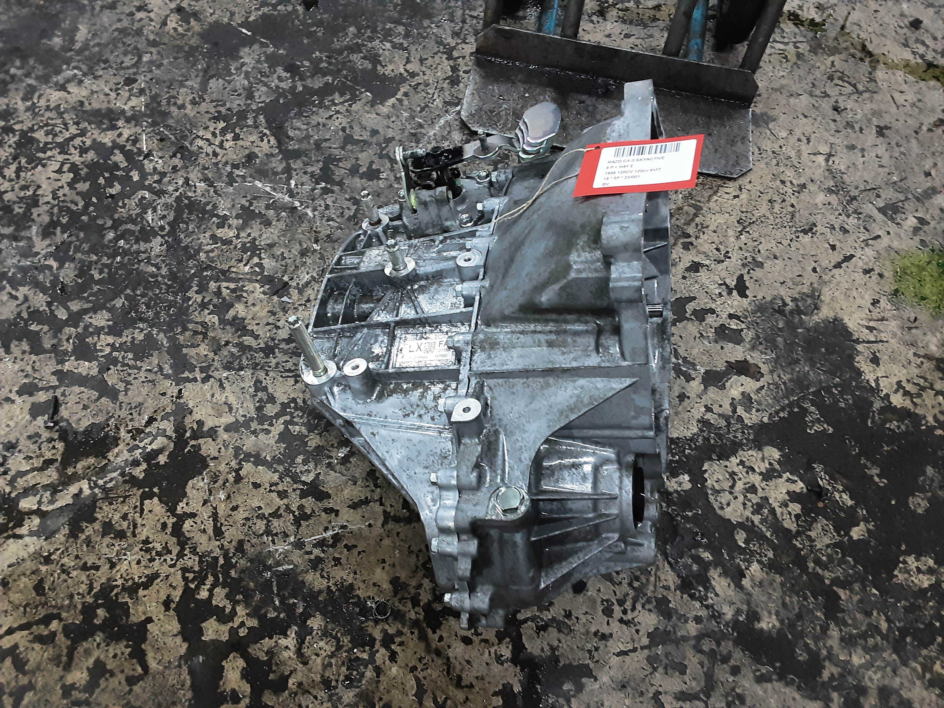 VERSNELLINGSBAK Mazda CX-3 02/15 - 2/18