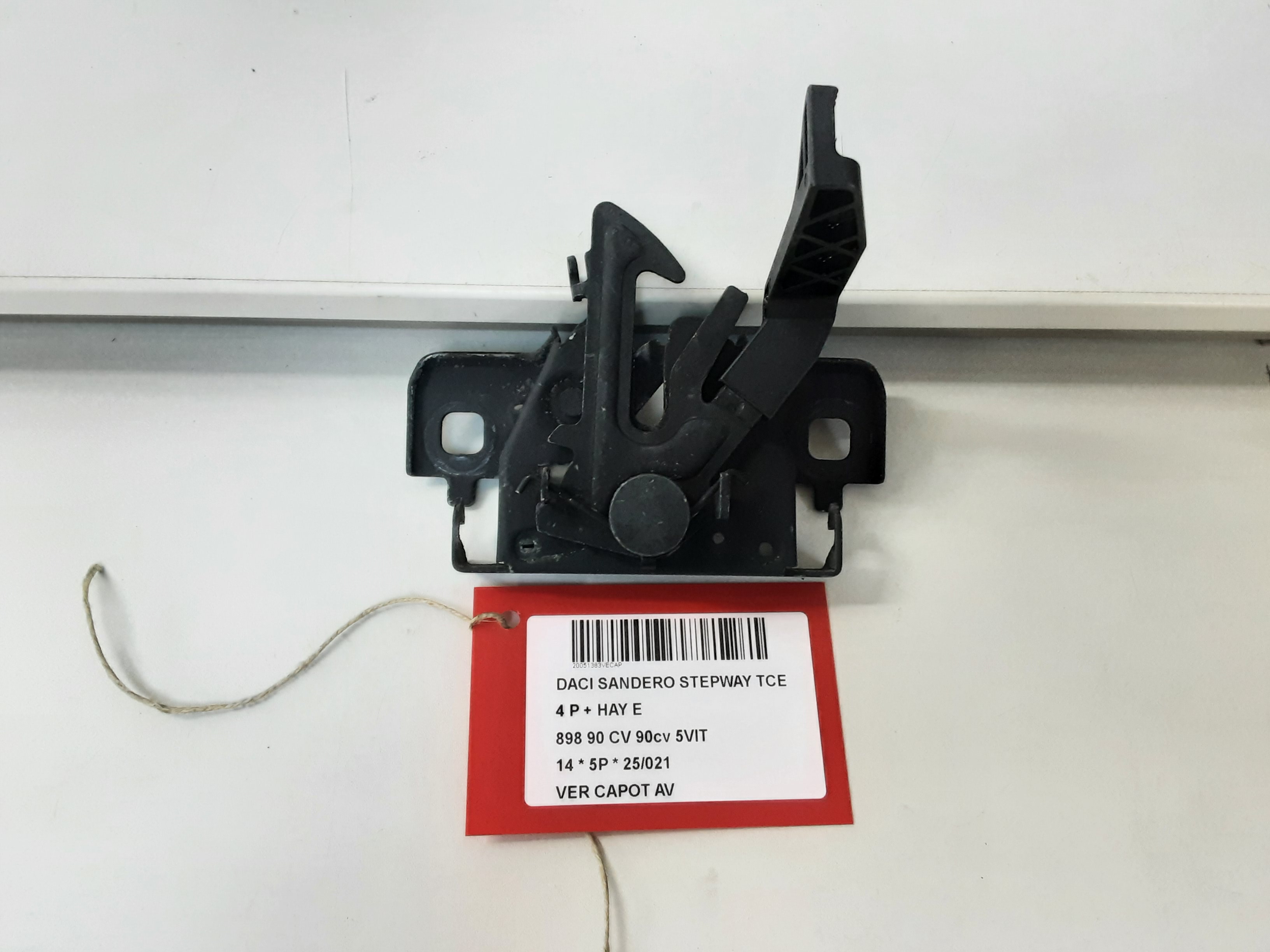 DRUKVEER MOTORKAP Dacia SANDERO 9/12 - 16