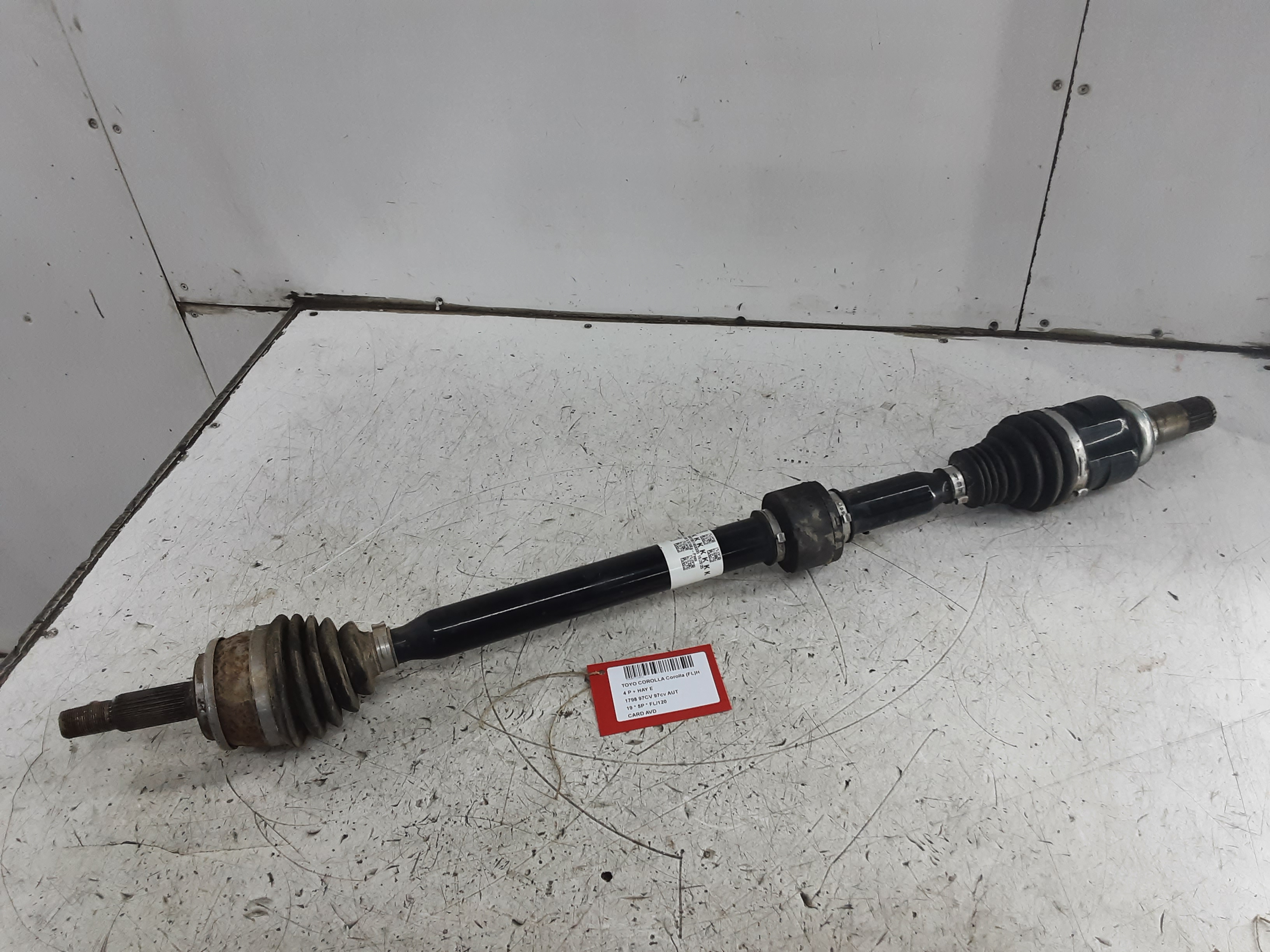 AANDRIJFAS VOOR RECHTS Toyota COROLLA 5P/5D 18+