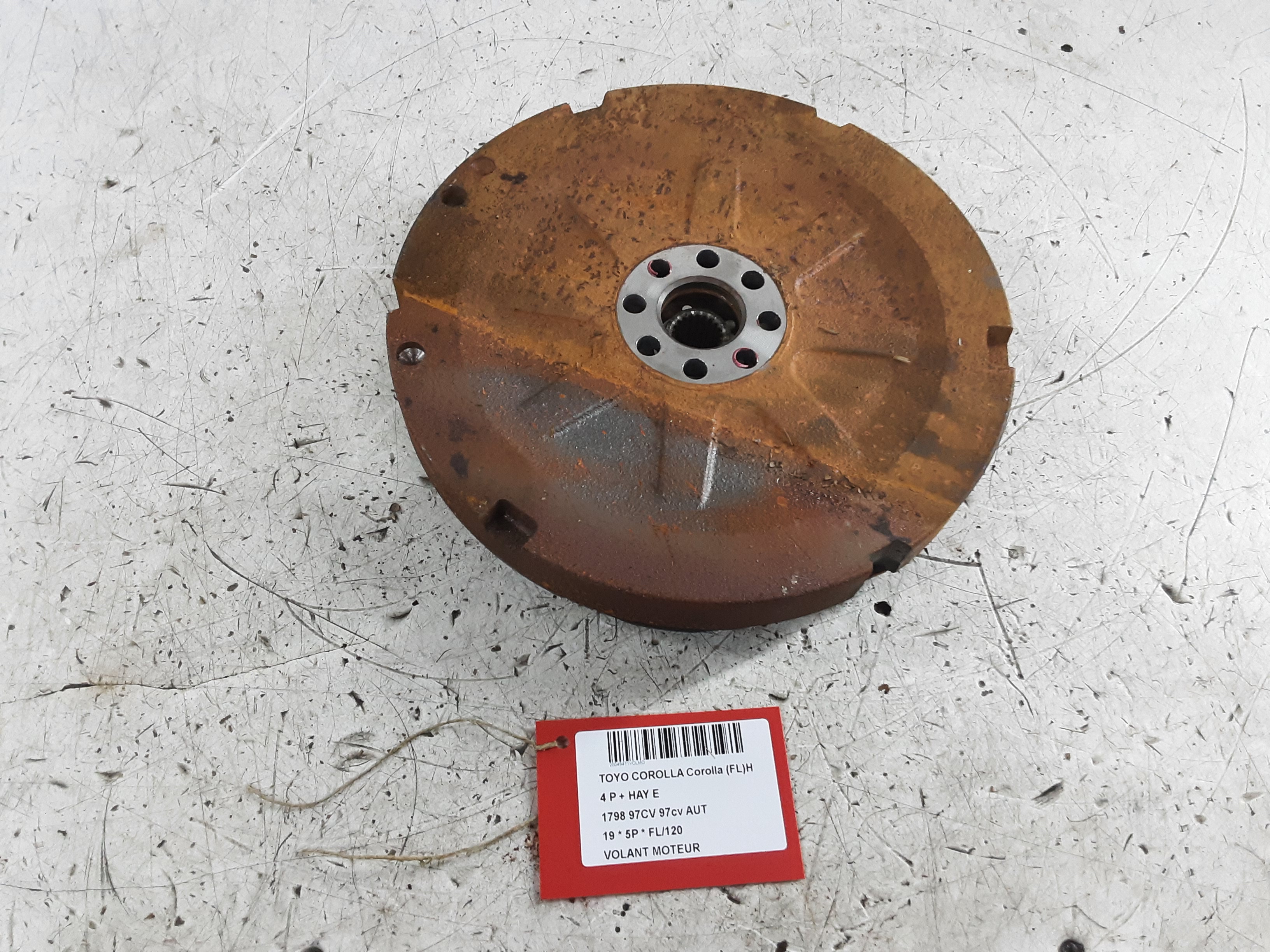 VLIEGWIEL Toyota COROLLA 5P/5D 18+