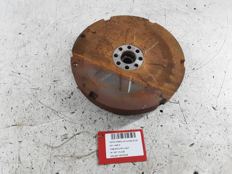 VLIEGWIEL Toyota COROLLA 5P/5D 18+