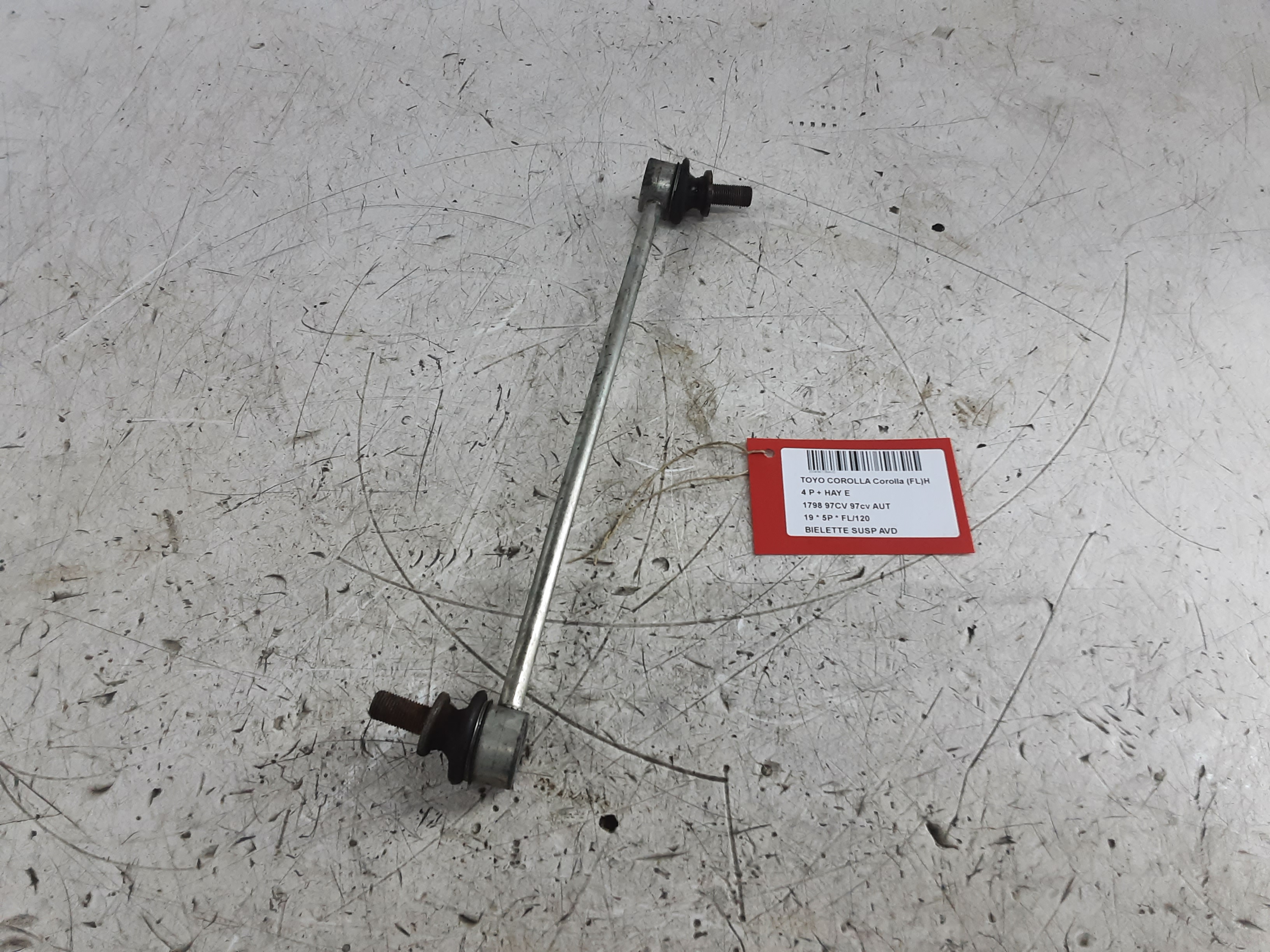 REACTIESTANG VOOR RECHTS Toyota COROLLA 5P/5D 18+