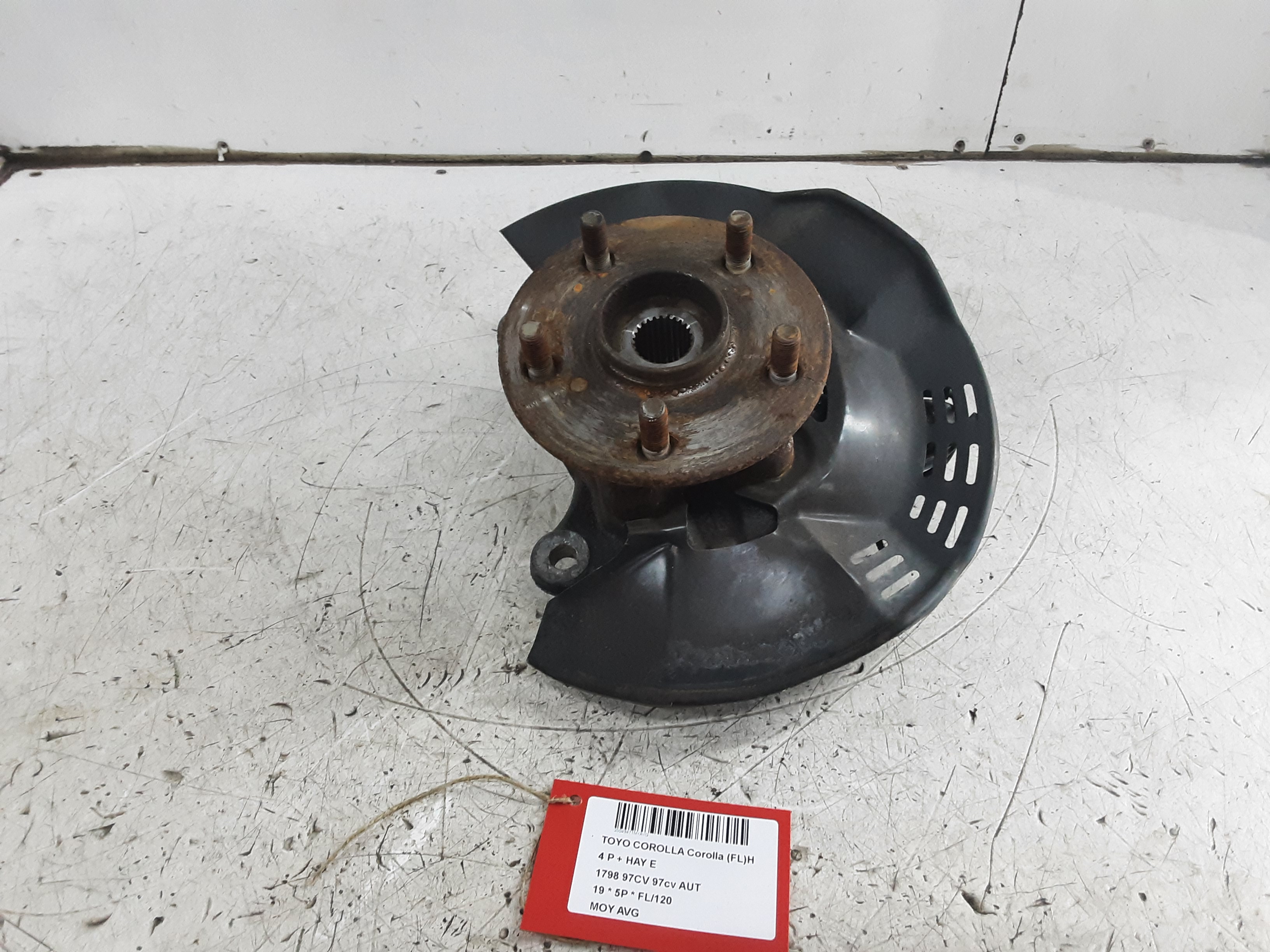 WIELNAAF VOOR LINKS Toyota COROLLA 5P/5D 18+