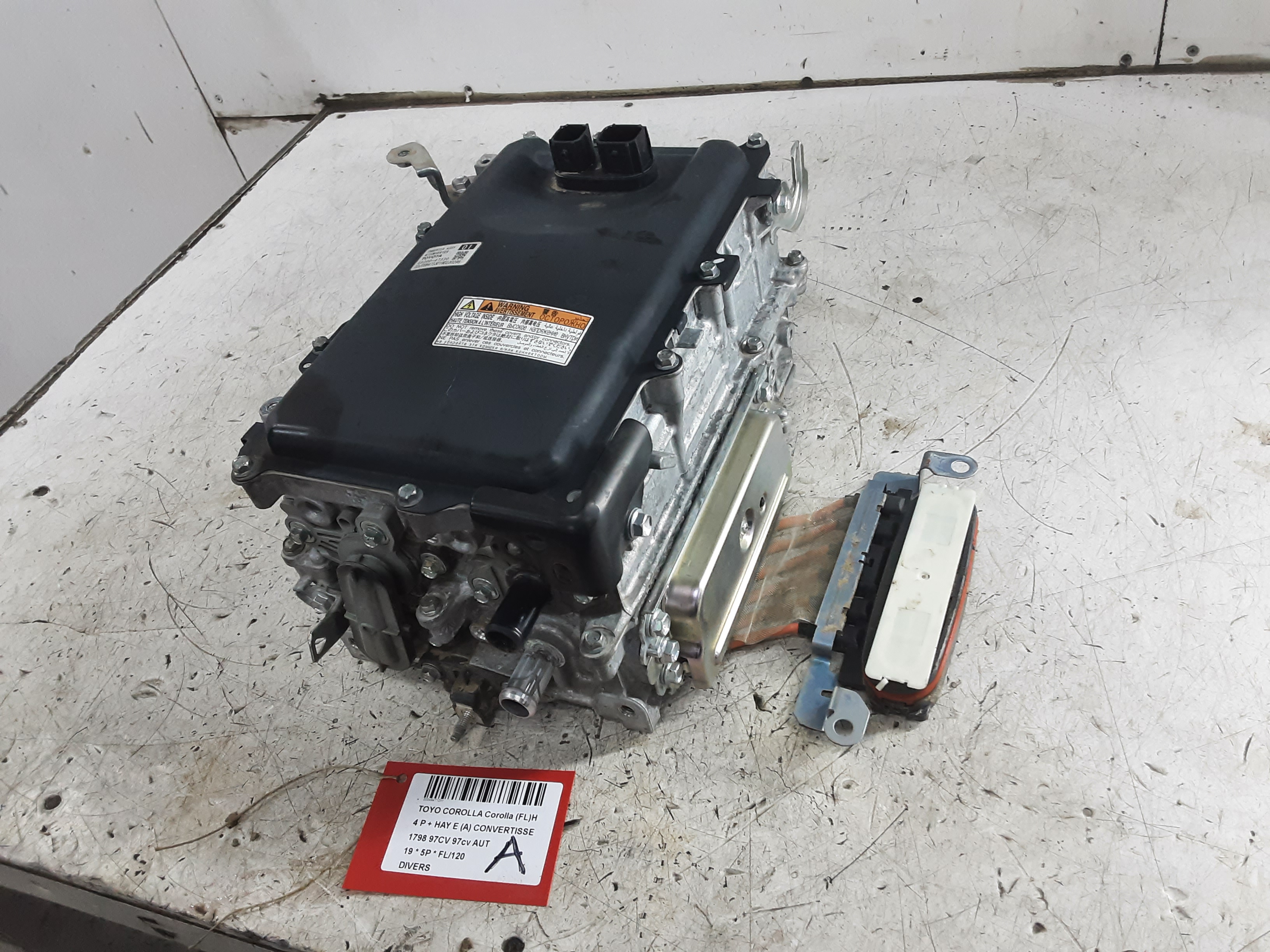 DIVERS Toyota COROLLA 5P/5D 18+