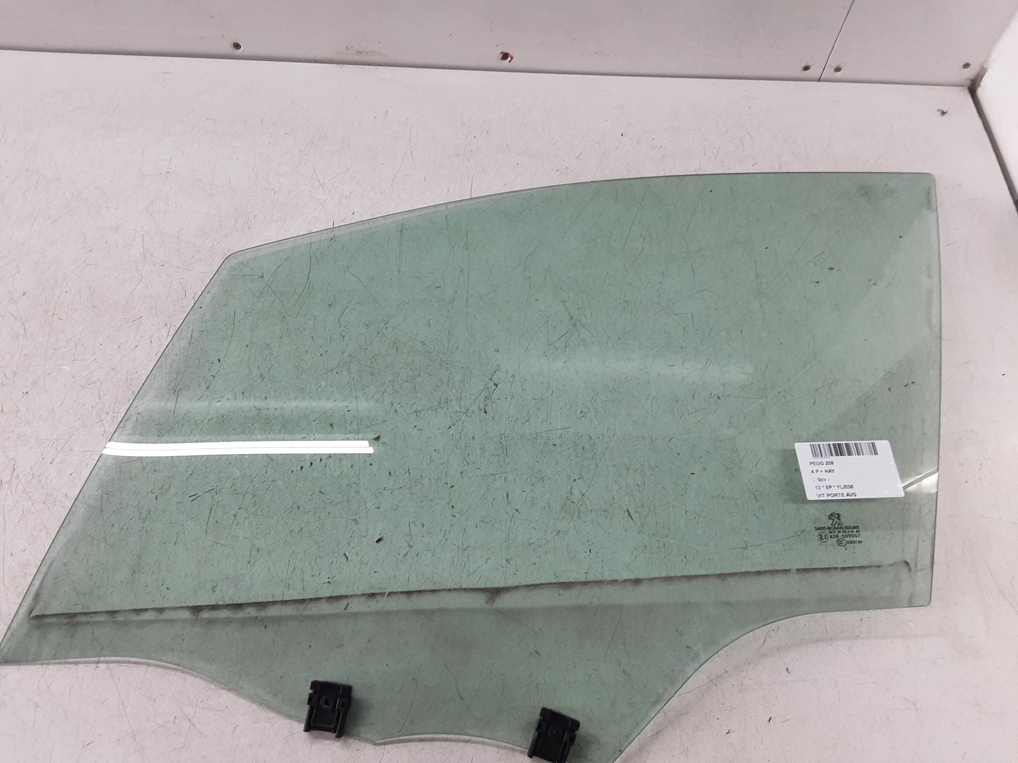 RUIT VOOR LINKS Peugeot 208 3/12 - 7/15