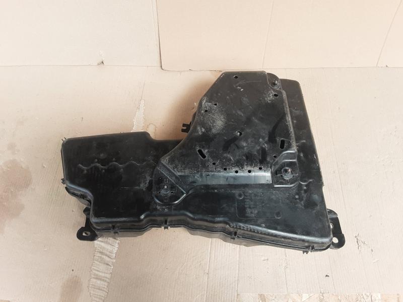 ADBLUE TANK Vw TIGUAN (3) 02/16- 10/20