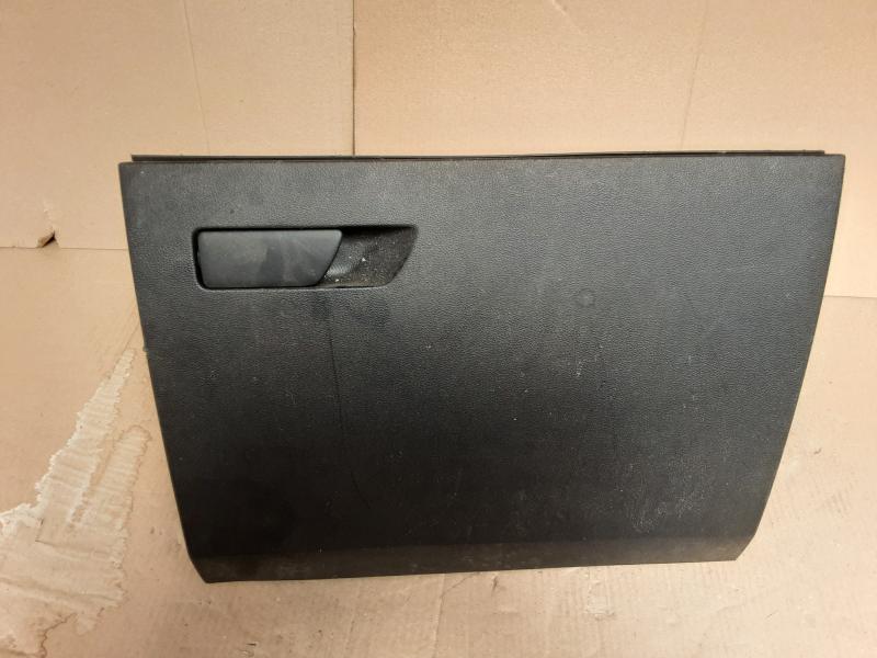 GLOVEBOX Seat LEON (3) (5F) FaceLift 1/17 - 5/20